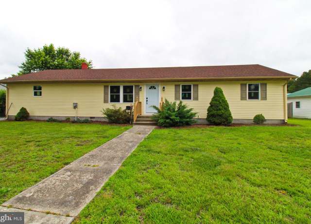 Property at 403 S Morris St, Snow Hill, MD 21863, 3 beds, 2 baths