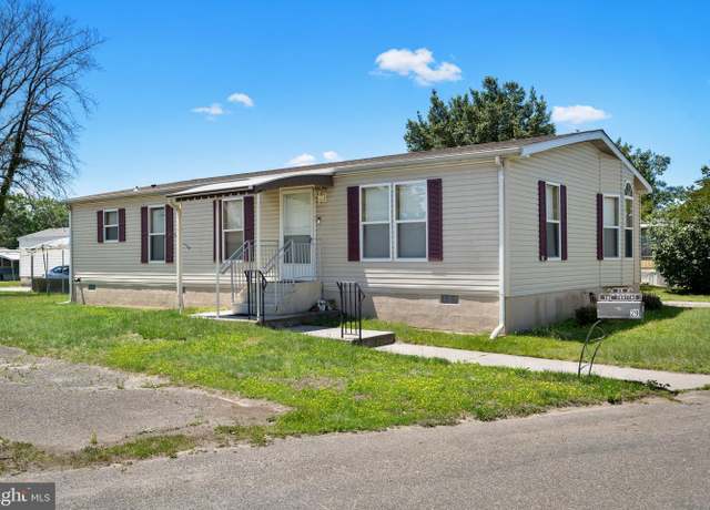 Property at 29 Oak Dr Unit D, Sicklerville, NJ 08081, 3 beds, 2 baths