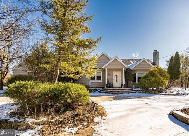 Property at 319 Jackson Mills Rd, Freehold, NJ 07728, 3 beds, 2 baths