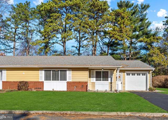 Property at 8 Alaska Ave Unit A, Whiting, NJ 08759, 2 beds, 1 bath