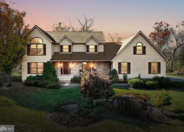 Property at 41 Howard Dr, East Berlin, PA 17316, 3 beds, 3 baths