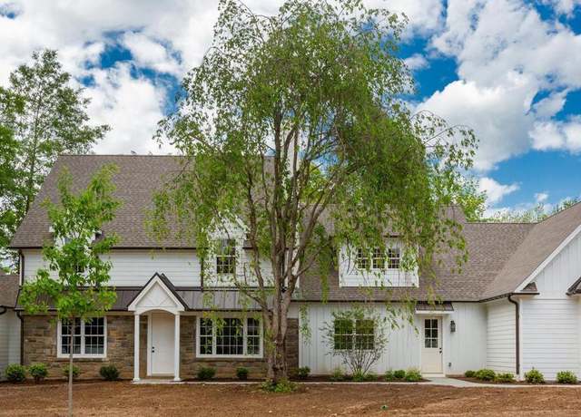 Property at 1537 Evergreen Ln, Berwyn, PA 19312, 5 beds, 4.5 baths