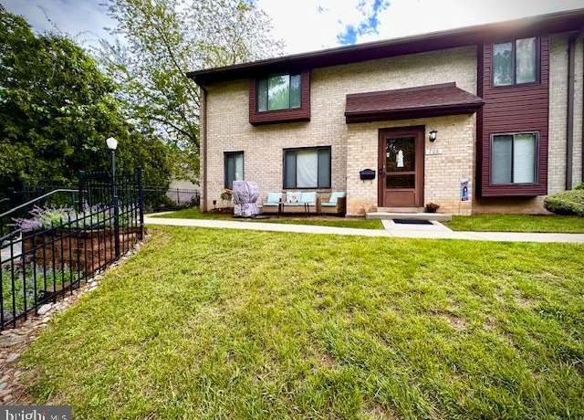 Property at 708 Marple Woods Dr Unit 708-C, Springfield, PA 19064, 2 beds, 2.5 baths