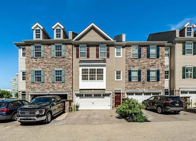 Property at 146 Moorehead Ave, Conshohocken, PA 19428, 3 beds, 3.5 baths
