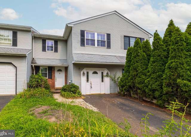 Property at 225 Orchard Dr, North Wales, PA 19454, 3 beds, 1.5 baths