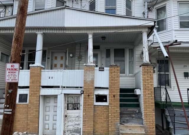 Property at 27 S Spruce St, Mount Carmel, PA 17851, 5 beds, 1 bath