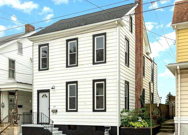 Property at 318 N Franklin St, Hanover, PA 17331, 3 beds, 1.5 baths