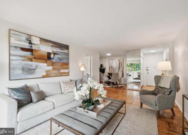 Property at 700 7th St SW #512, Washington, DC 20024, 1 bed, 1 bath