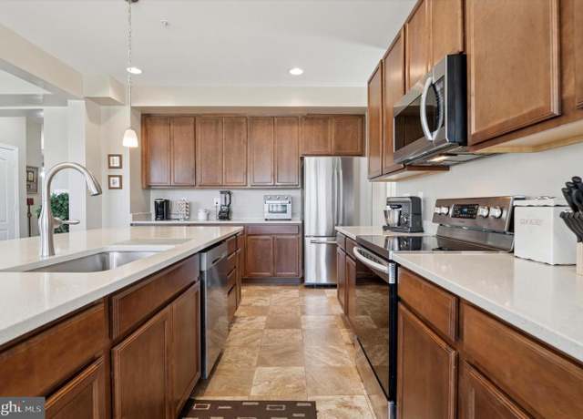 Property at 24 Winslow Dr, Elkton, MD 21921, 4 beds, 3.5 baths