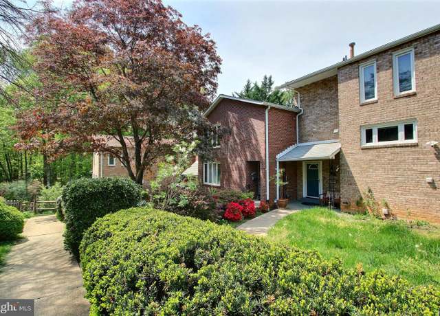 Property at 1958 Dundee Rd, Rockville, MD 20850, 3 beds, 3.5 baths
