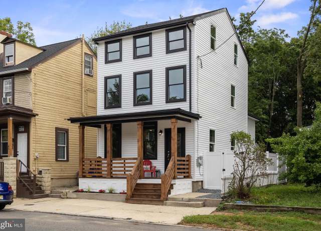 Property at 43 Mount Holly Ave, Mount Holly, NJ 08060, 4 beds, 2.5 baths