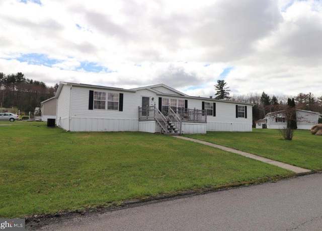 Property at 48 Shelby Dr, Lehighton, PA 18235, 3 beds, 2 baths