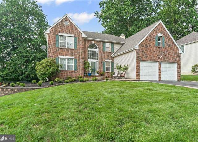 Property at 1229 Woodsview Dr, Garnet Valley, PA 19060, 4 beds, 2.5 baths