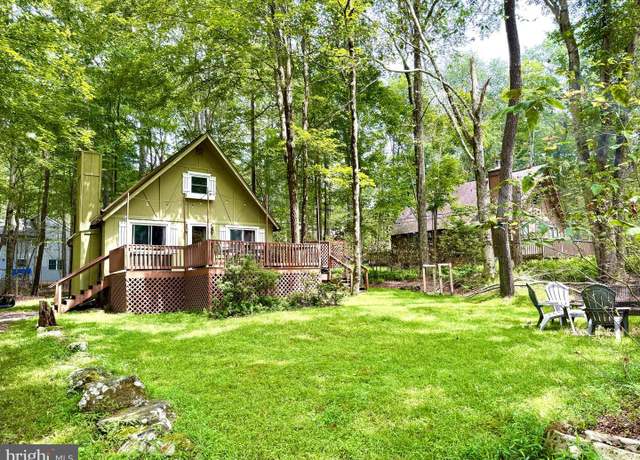 Property at 183 Pontiac Path, Pocono Lake, PA 18347, 3 beds, 1 bath