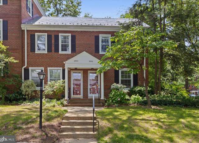 Property at 2990 S Columbus St, Arlington, VA 22206, 2 beds, 2 baths