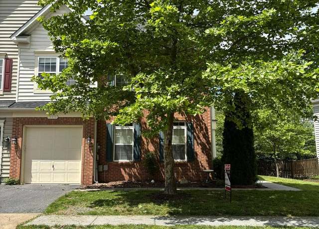 Property at 111 Carnoustie, Stephens City, VA 22655, 3 beds, 2.5 baths