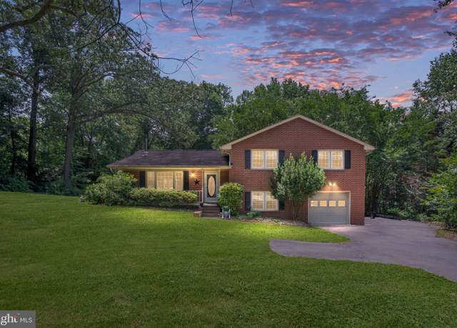 Property at 1028 Ficklen Rd, Fredericksburg, VA 22405, 4 beds, 2.5 baths