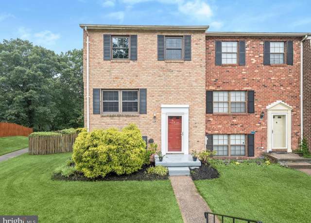 Property at 34 Kimball Ridge Ct, Catonsville, MD 21228, 3 beds, 2.5 baths
