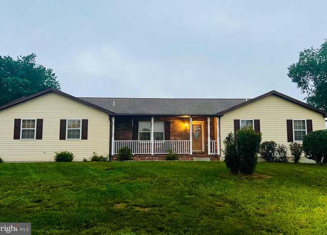 Property at 11748 Torcello Ct, Waldorf, MD 20601, 3 beds, 2 baths