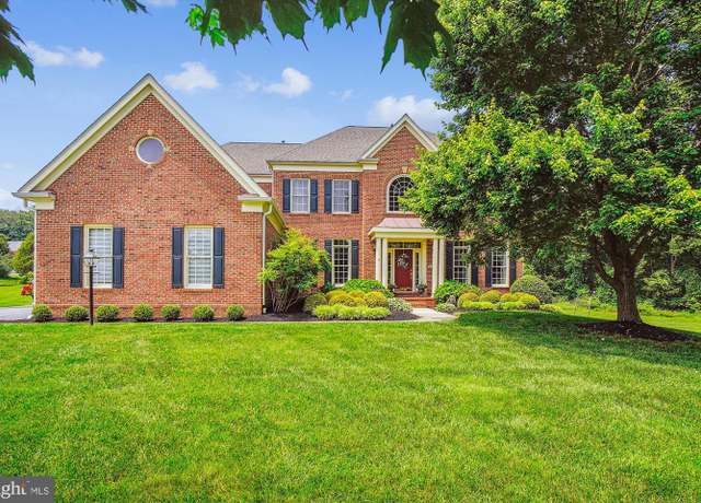 Property at 21316 Golf Estates Dr, Laytonsville, MD 20882, 5 beds, 4.5 baths