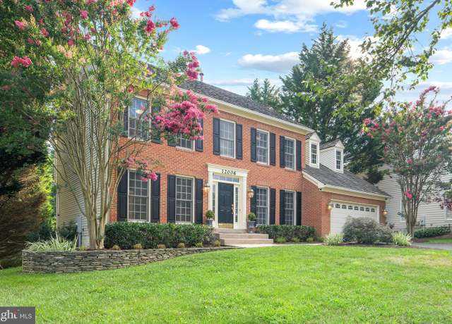 Property at 12006 Citrus Grove Rd, North Potomac, MD 20878, 4 beds, 4.5 baths