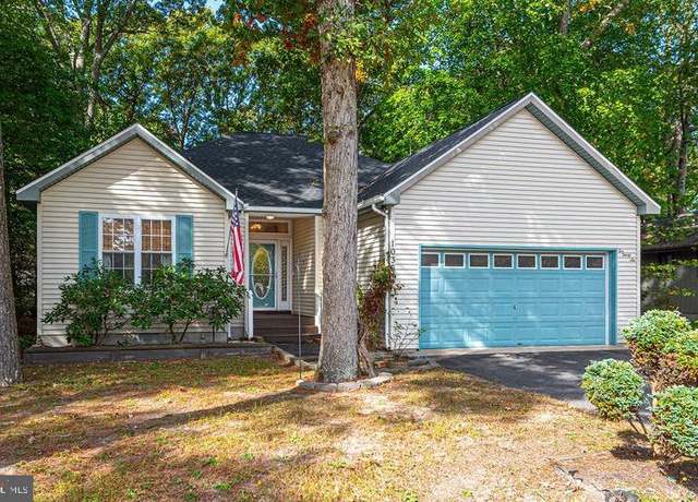 Property at 1036 Ocean Pkwy, Ocean Pines, MD 21811, 3 beds, 2 baths