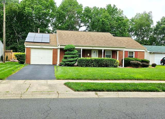 Property at 29 Northampton Dr, Willingboro, NJ 08046, 3 beds, 2 baths