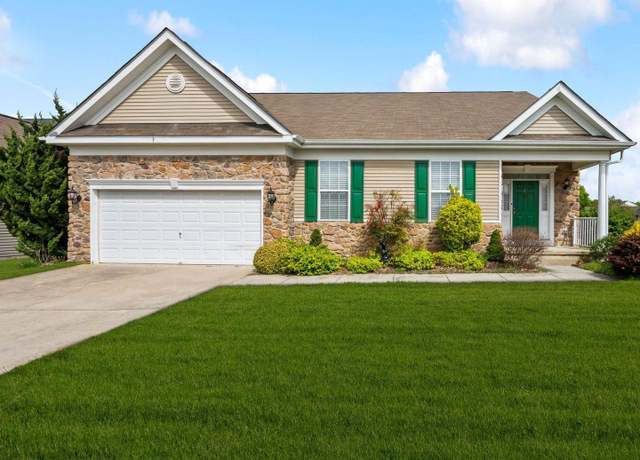 Property at 15 Shelly St, Sicklerville, NJ 08081, 3 beds, 2 baths