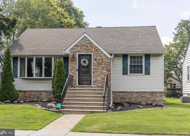 Property at 323 Orlando Ave, Gloucester City, NJ 08030, 3 beds, 1 bath