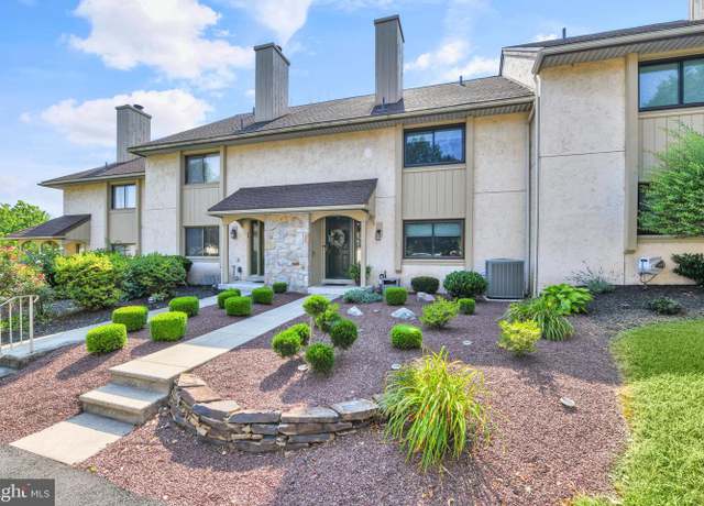 Property at 43 Muirfield Dr, Reading, PA 19607, 3 beds, 3 baths