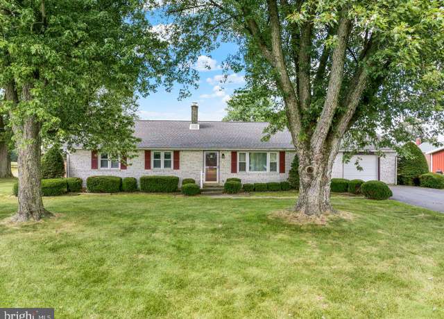 Property at 130 Dries Rd, Reading, PA 19605, 3 beds, 2 baths