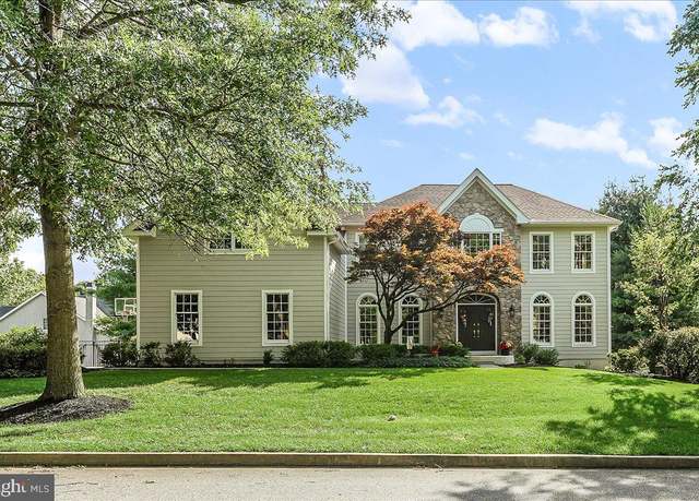 Property at 4 William Howard Dr, Glen Mills, PA 19342, 4 beds, 4.5 baths