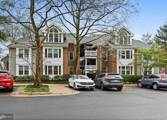 Property at 11200 Beaver Trail Ct #11200, Reston, VA 20191, 2 beds, 2 baths