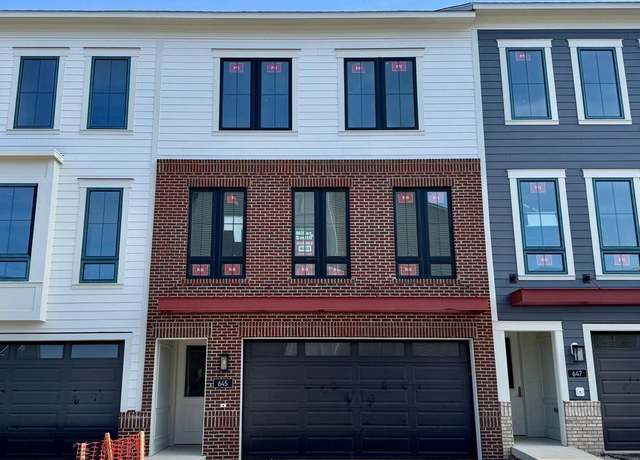 Property at 645 Angelfish Way, Woodbridge, VA 22191, 4 beds, 3.5 baths