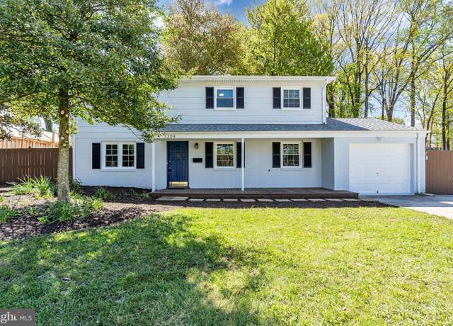 Property at 2304 W Longview Dr, Woodbridge, VA 22191, 4 beds, 2 baths