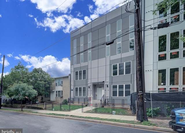 Property at 2109 M St NE #5, Washington, DC 20002, 2 beds, 2 baths