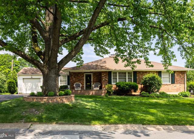 Property at 113 Edgeroad Ln, Wilmington, DE 19803, 3 beds, 2 baths