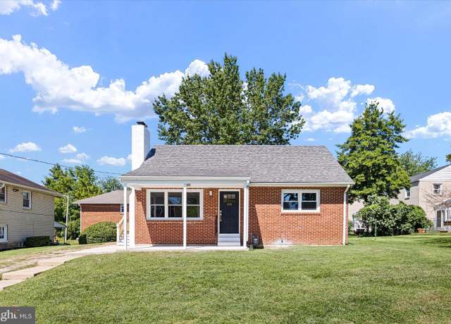 Property at 305 N Ogle Ave, Wilmington, DE 19805, 4 beds, 2 baths