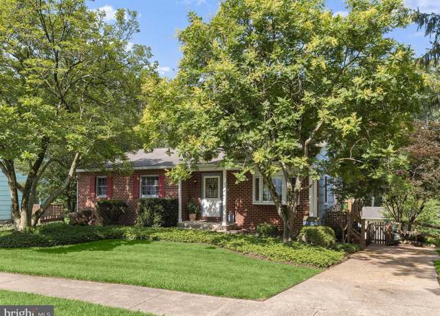 Property at 1418 Gibsonwood Rd, Baltimore, MD 21228, 3 beds, 2.5 baths