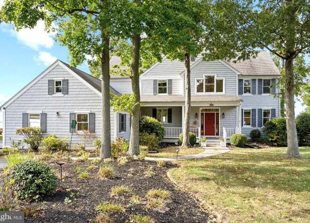 Property at 245 Lighthouse View Dr, Stevensville, MD 21666, 5 beds, 3 baths