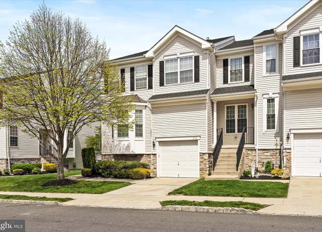 Property at 212 Hawthorne Way, Riverside, NJ 08075, 3 beds, 3 baths