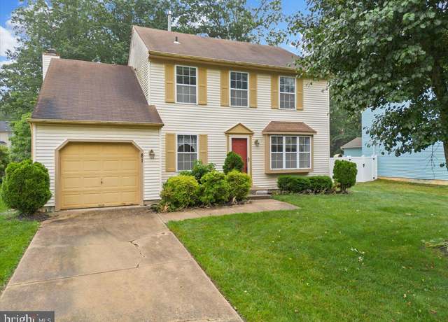Property at 81 Rosalind Cir, Sicklerville, NJ 08081, 3 beds, 2.5 baths
