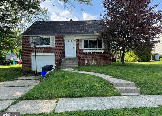 Property at 511 Grill Ave, Reading, PA 19607, 3 beds, 1.5 baths