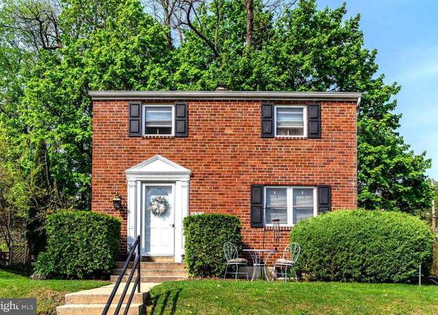Property at 424 Hillside Rd, New Cumberland, PA 17070, 3 beds, 1 bath