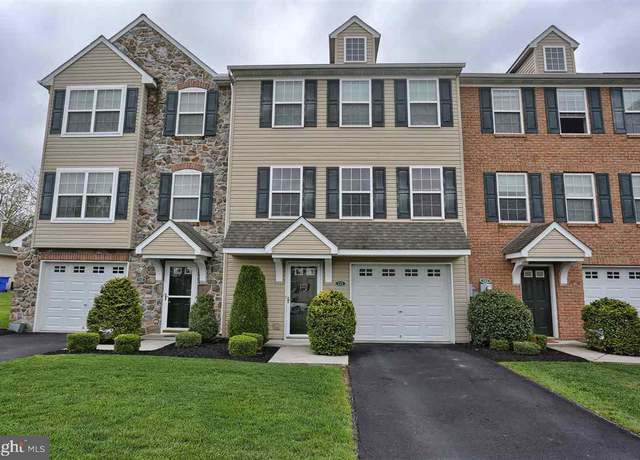 Property at 113 Westpoint Dr, Carlisle, PA 17013, 3 beds, 2.5 baths