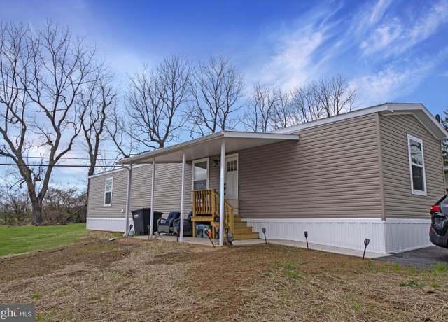 Property at 642 Maple Dr, Bellefonte, PA 16823, 2 beds, 2 baths