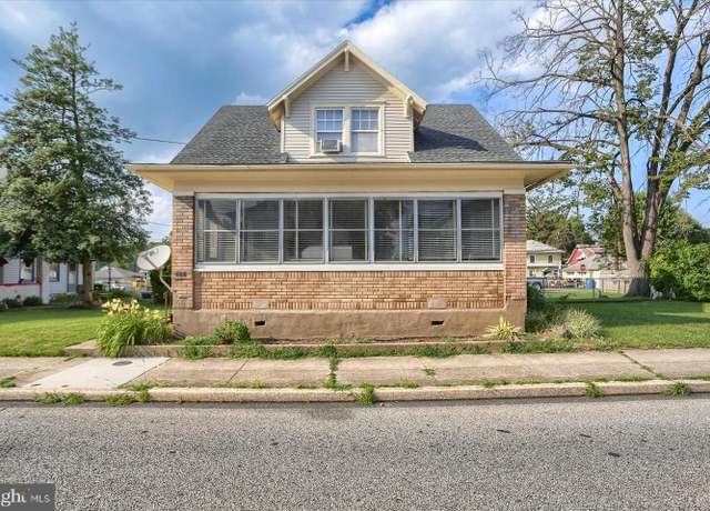 Property at 468 2nd St, Highspire, PA 17034, 3 beds, 1.5 baths
