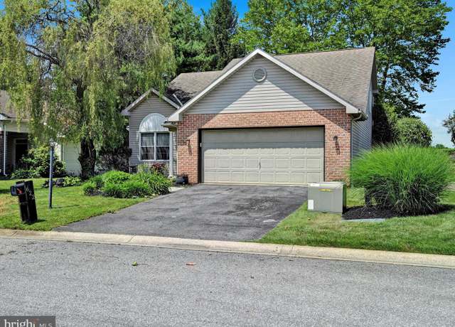 Property at 622 Pondside Ln, Lebanon, PA 17042, 3 beds, 3 baths