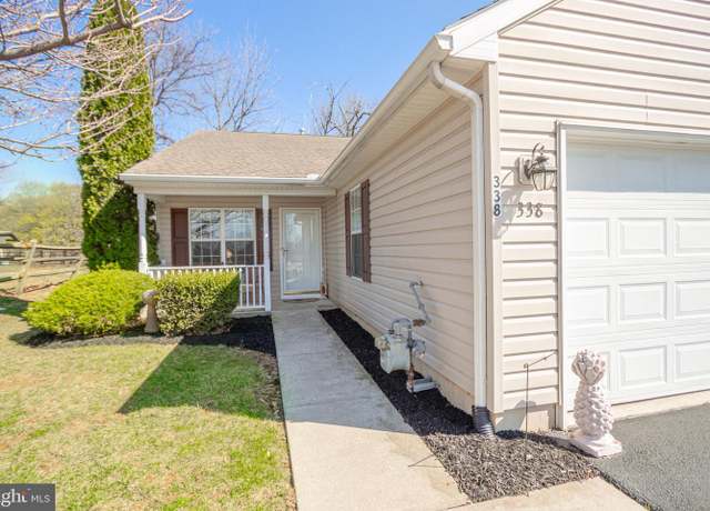 Property at 338 Winners Cir, Red Lion, PA 17356, 2 beds, 2 baths