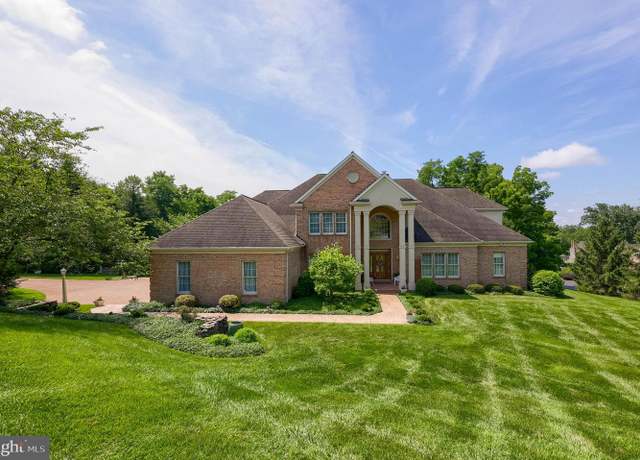 Property at 1190 Overbrook Cir, York, PA 17403, 4 beds, 4.5 baths